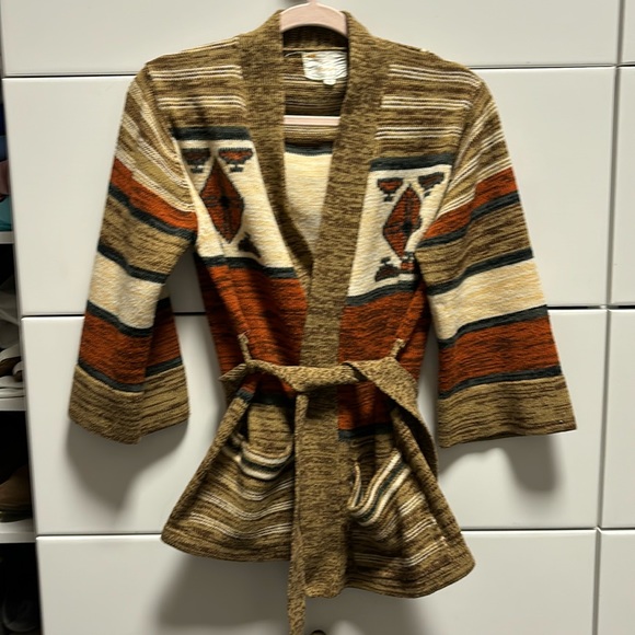 Sweaters - Vintage Cardigan